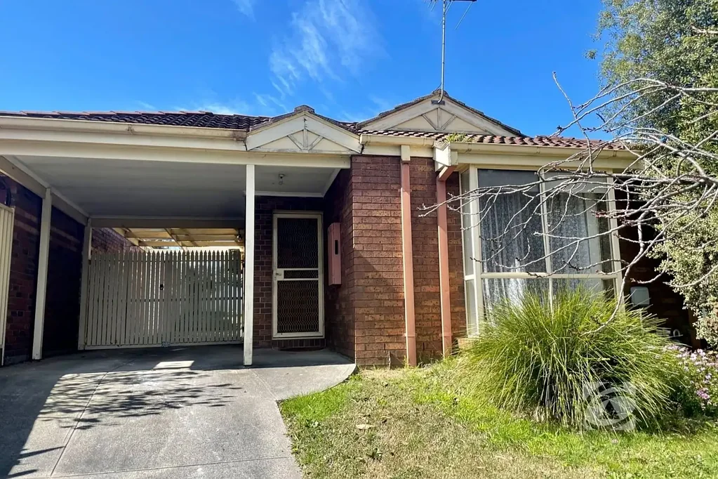 BE QUICK – THREE BEDROOM HOME IN TIMBARRA!