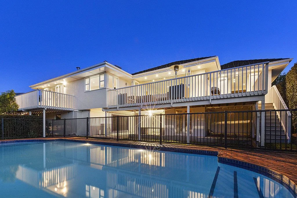 Orakei 3房  Family Home with Development Potential