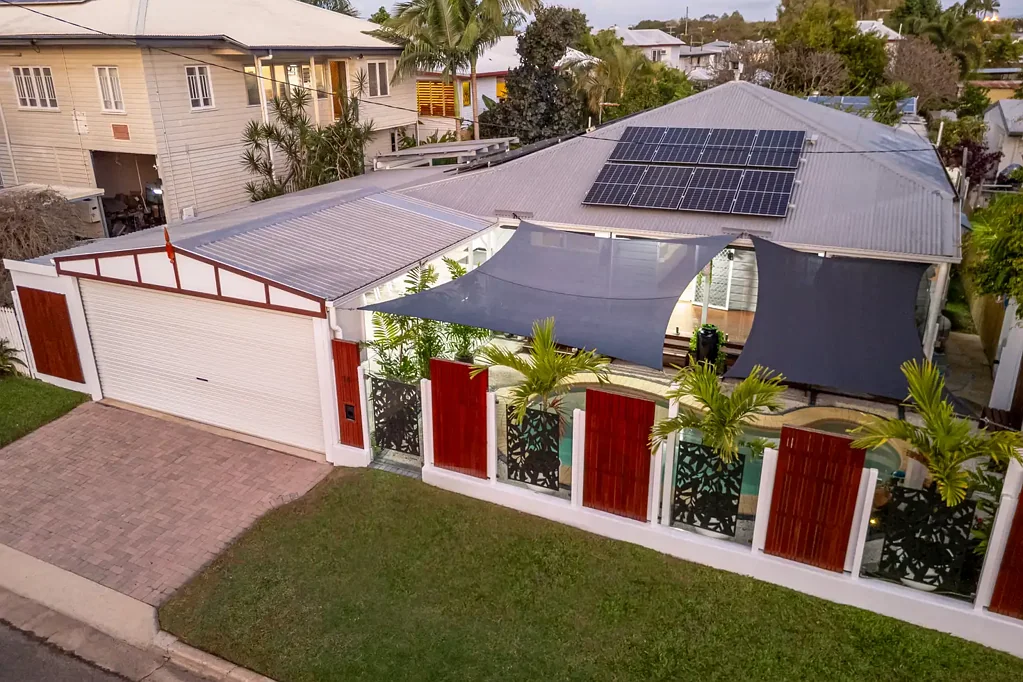 14 Campbell Street, Hermit Park, QLD 4812