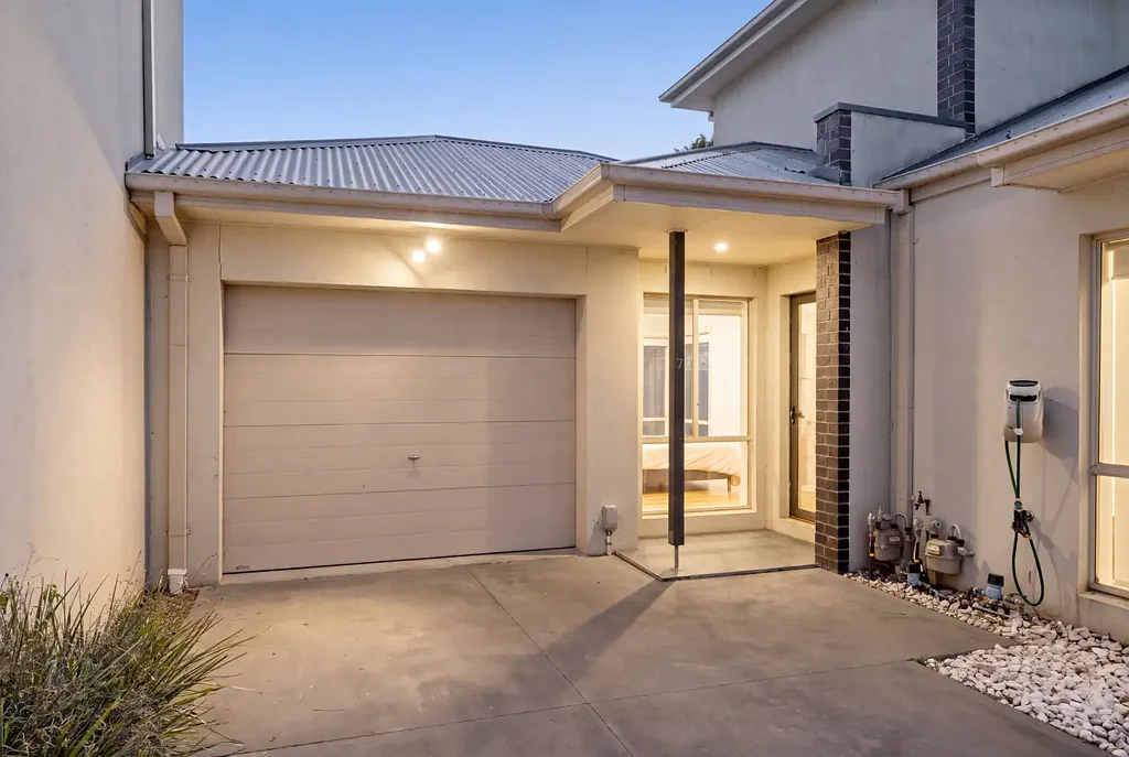 Brooklyn 2 Slaapkamer Stylish Inner West Living With Space, Privacy and Lifestyle Appeal