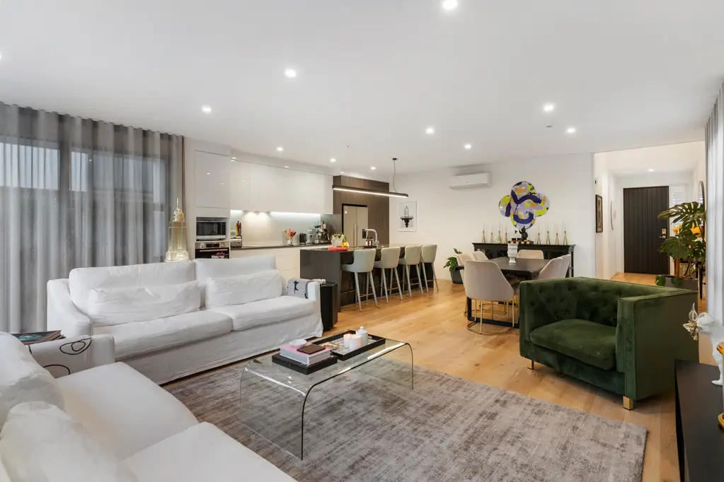 Glendowie 4कमरा Modern Elegance Meets Family Comfort in Glendowie