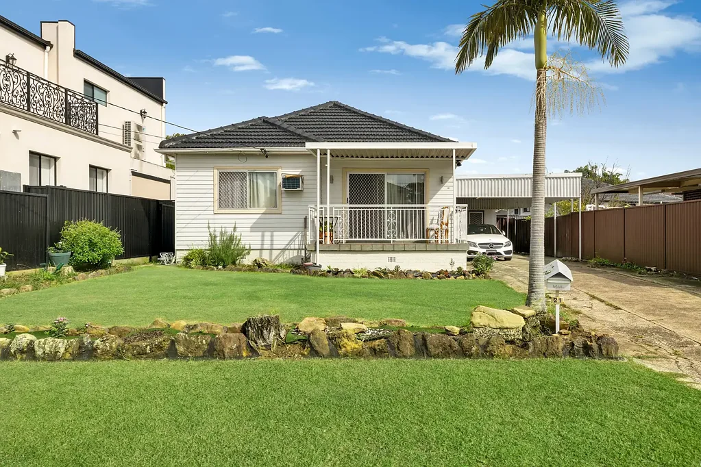 21 Narelle Crescent, Greenacre, NSW 2190