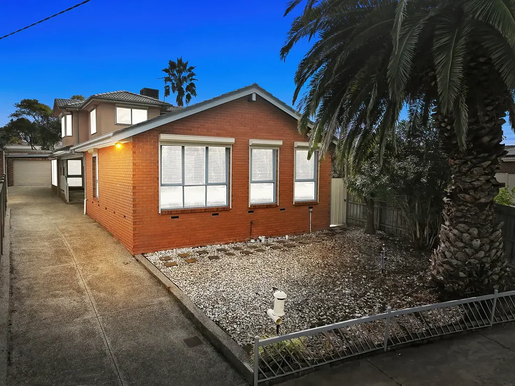 Thomastown 4બેડરૂમ A Grand Family Residence on a Substantial Allotment