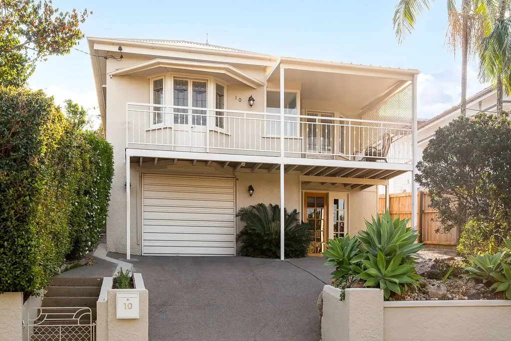 10 Dover Street, Hawthorne, QLD 4171