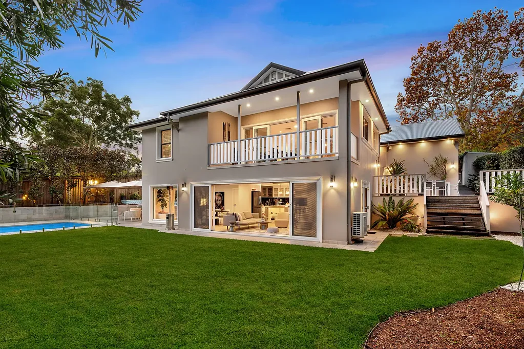 2 Lonsdale Avenue, Pymble, NSW 2073