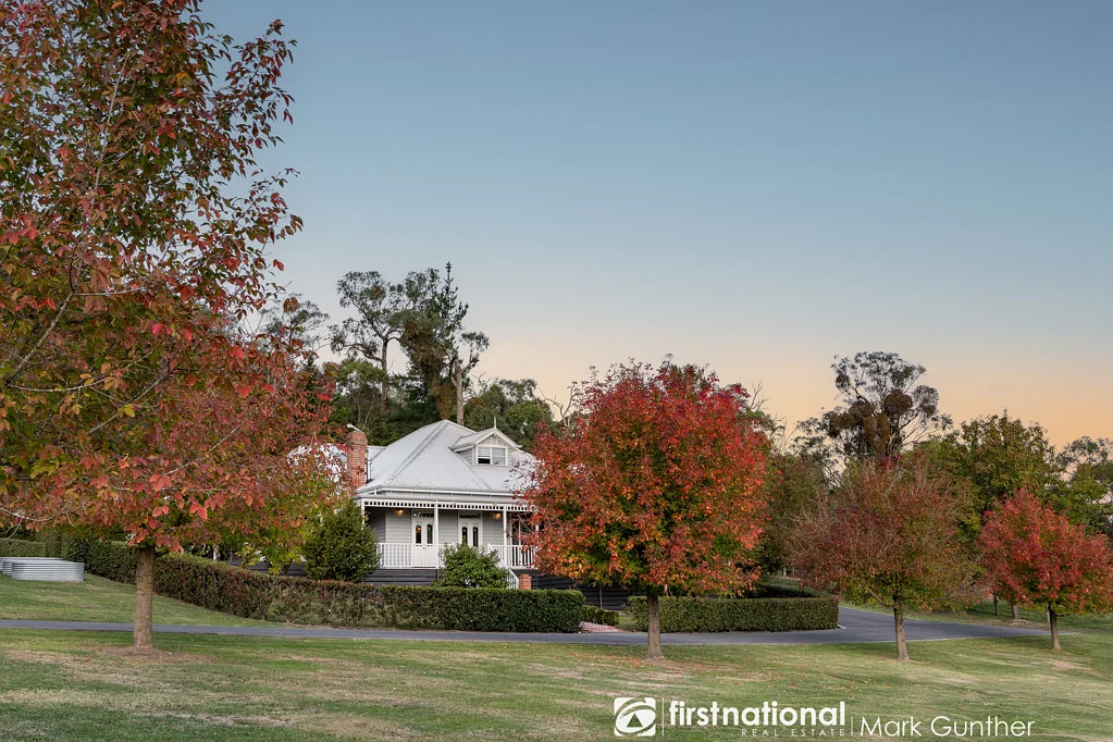 Healesville 4ห้องนอน The Pinnacle of Country Luxury in the Heart of the Yarra Valley!