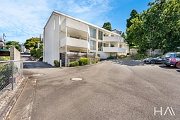 7/9 Augusta Road, New Town