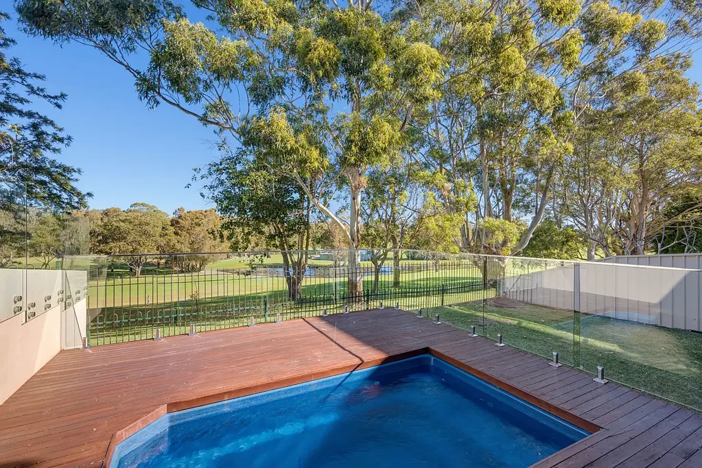 Port Macquarie 4房  Enduring Elegance in an Exceptional Golf Course Address