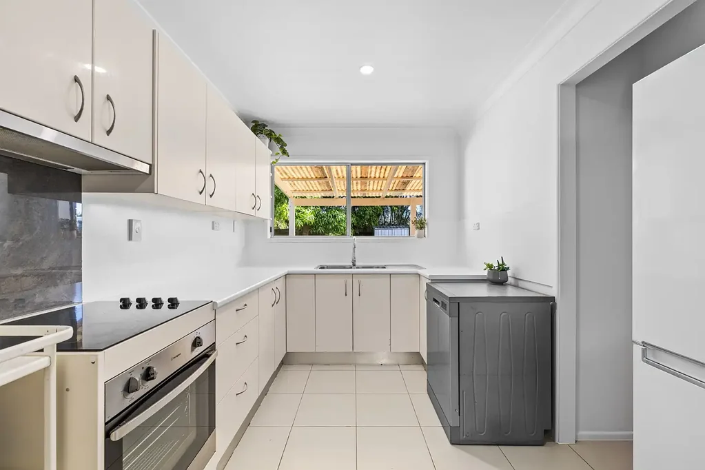 640 Nicklin Way, Wurtulla, QLD 4575
