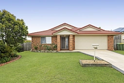 660 Boundary Street, Glenvale