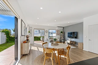 18/40 Scarlet Oak Drive, Albany, North Shore City