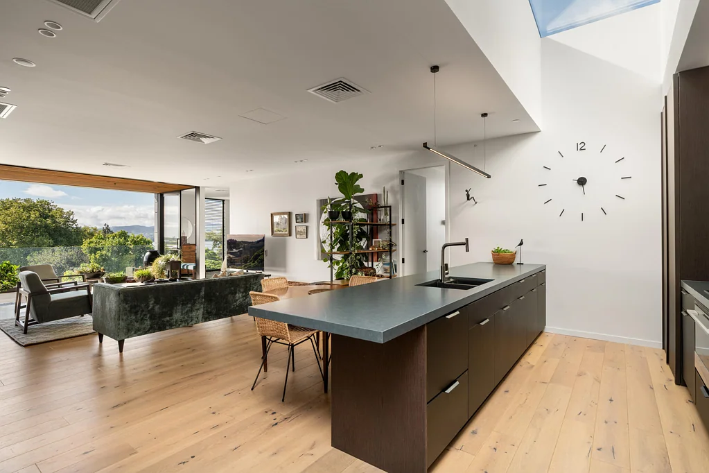 Tauranga Central 3 Slaapkamer Priced For Today's Market!