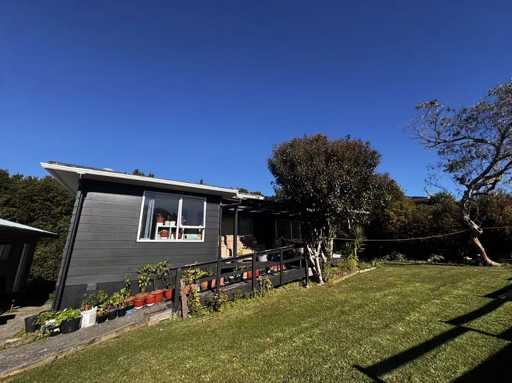 Spacious Family Home in a Convenient Totara Vale Location