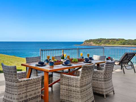 Kiama Downs 5 Bedroom Living on the edge