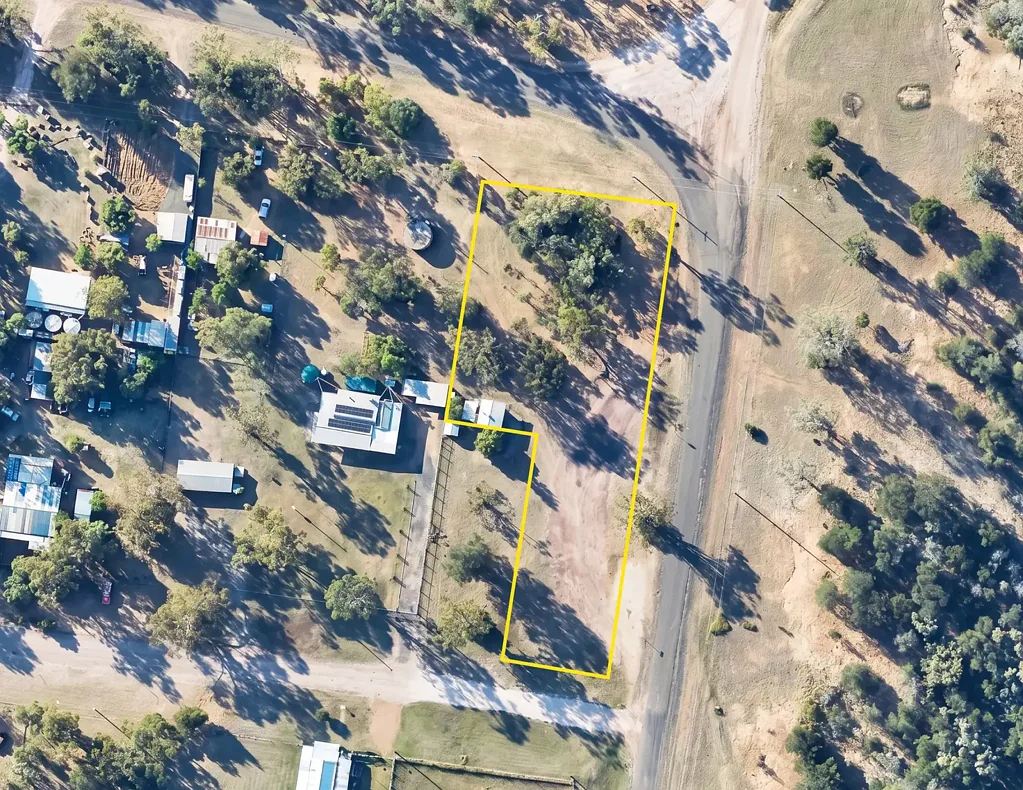 Flinton RARE OPPORTUNITY - VACANT FREEHOLD RURAL LAND ON 3036m2 IN FLINTON