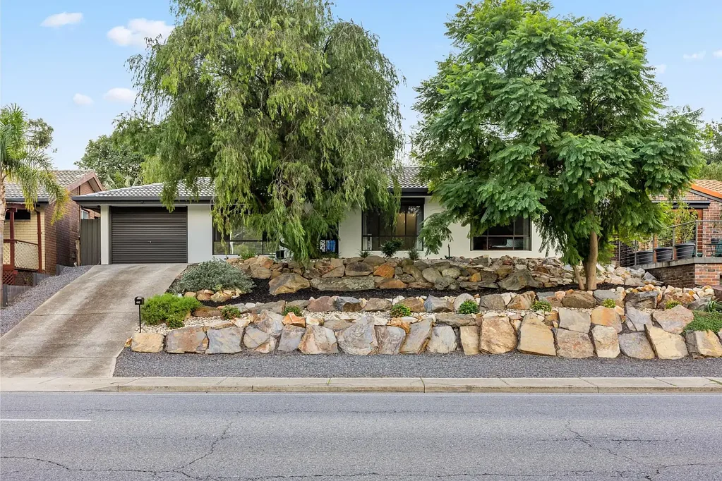 Redwood Park 4 Bedroom Space, Sunshine & Family Flexibility Combined