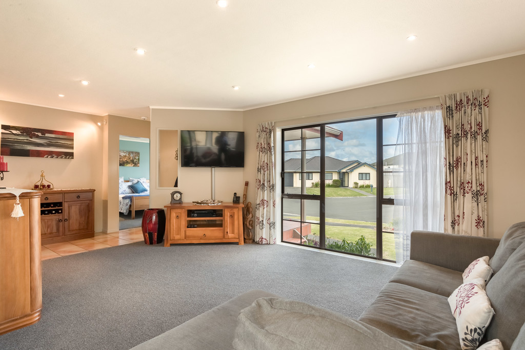 5a Opurere Grove, Tirohanga, Lower Hutt, 3 Kuwarto, 0 Banyo