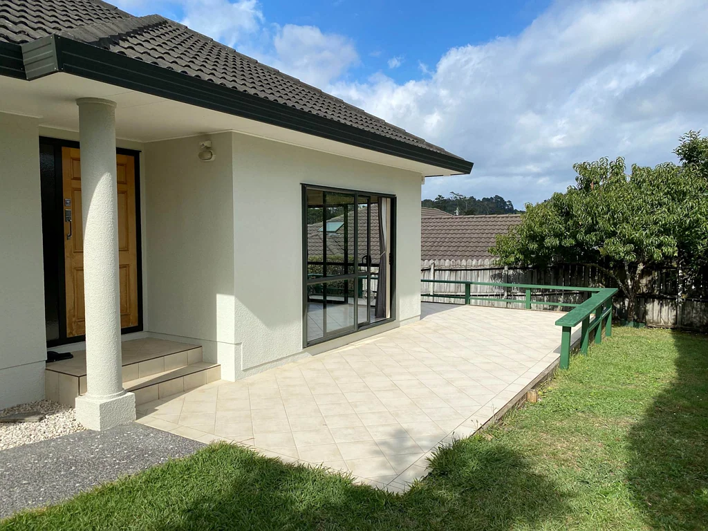 Spacious Family Home with Office/Craft Room in...