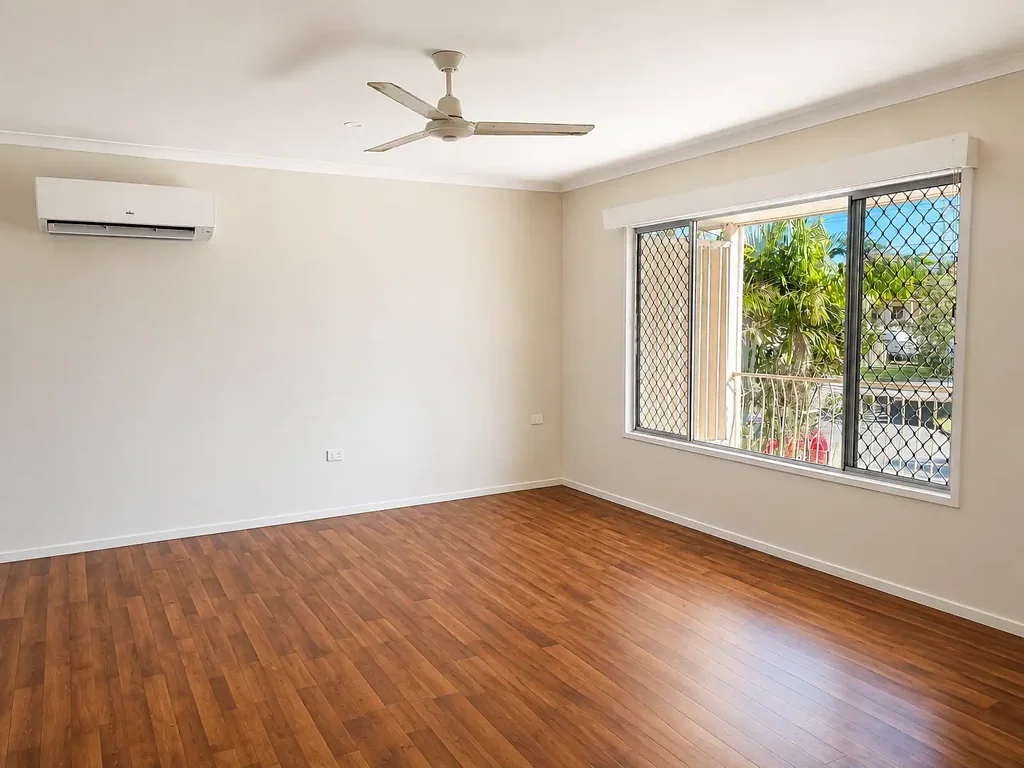 FAMILY HOME IS READY TO CALL YOUR OWN!