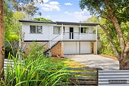 41 Nuttall Street, Lawnton