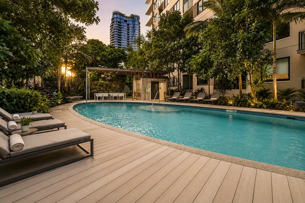 South Brisbane 2ห้องนอน Elevated Inner-City Living in the Heart of South Brisbane!