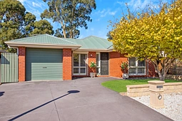 7 Greenbriar Avenue, Happy Valley