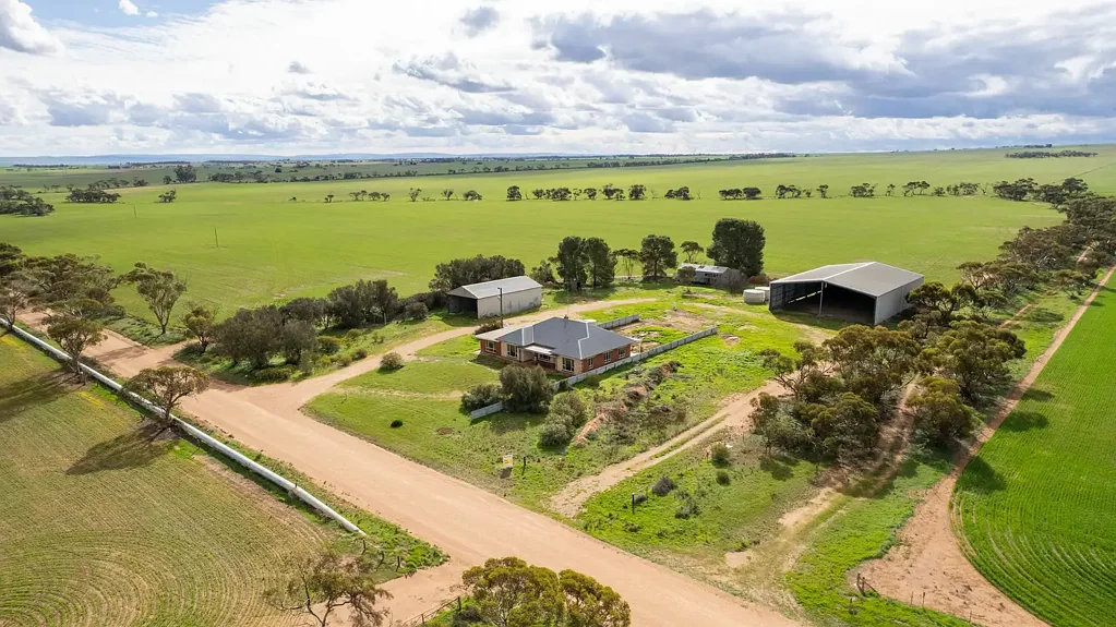 Hoyleton 4房  LIFESTYLE FAMILY HOME ON 1.15ha