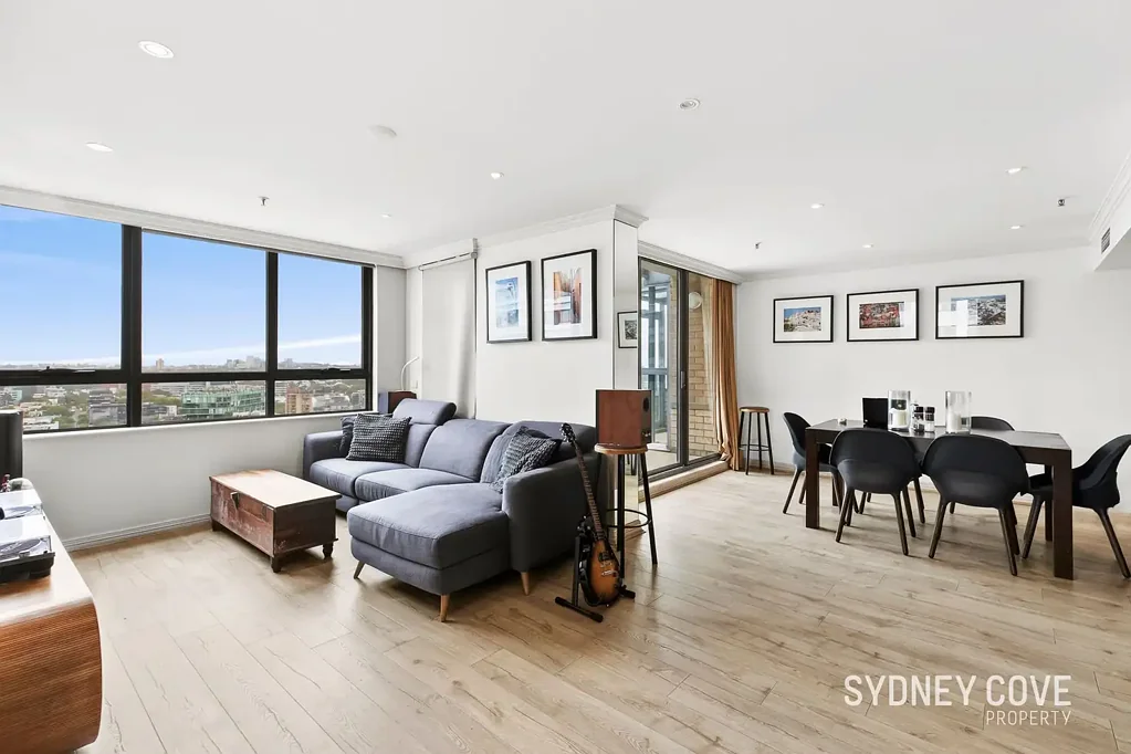 Sydney 4房 顶层4卧巨宅 236㎡壮丽天际线 东北朝向珍稀景观 多阳台露台 城心便捷生活 顶级设施配套 236SQM LUXURY PENTHOUSE APARTMENT
