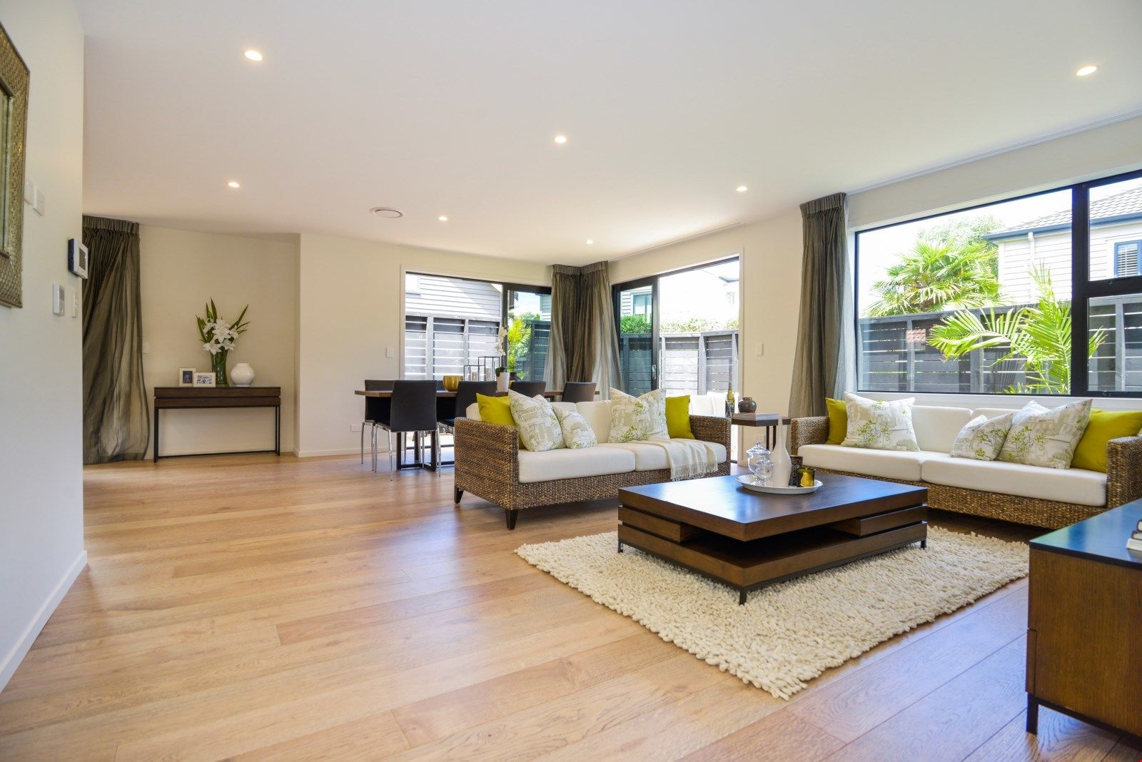 28 Queensway, Three Kings, Auckland, 5 habitaciones, 0 baños