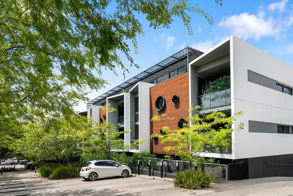 Prestigious Malvern Apartment with Designer Finishes and Secure Parking