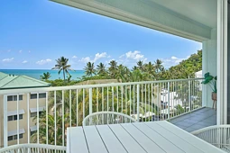 5/42 Moore Street, Trinity Beach