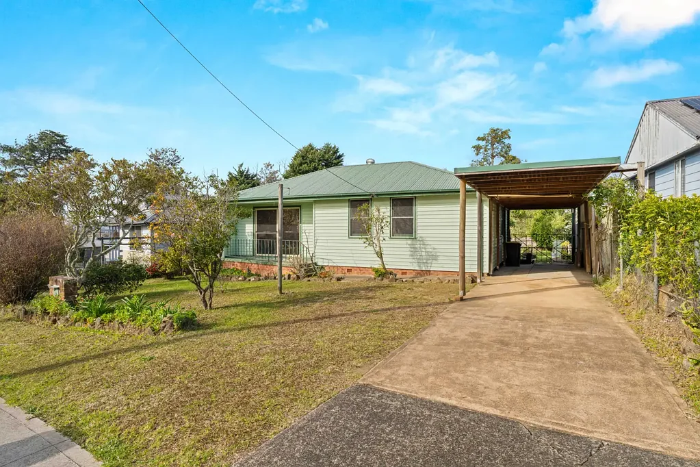 4 Ritchie Street, Bomaderry, NSW 2541