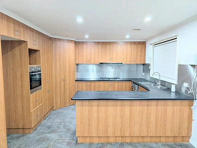 52 Statesman Avenue, Roxburgh Park, VIC 3064, 4房, 2浴, House