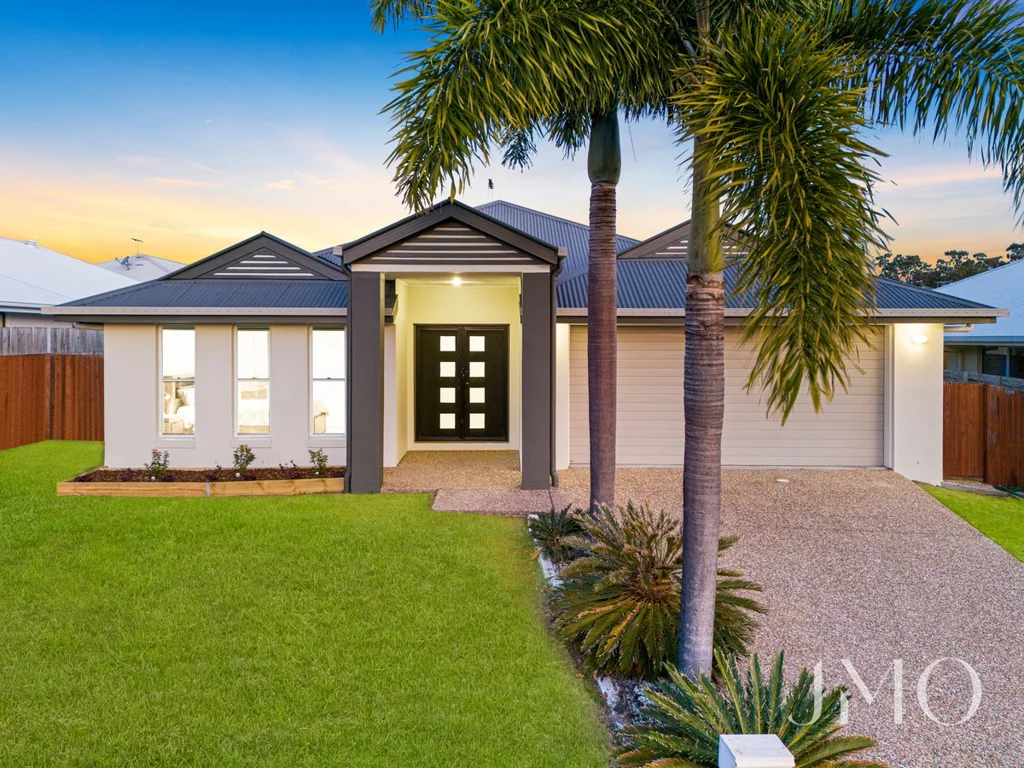 27 Strathburn Crescent, Ormeau, QLD 4208