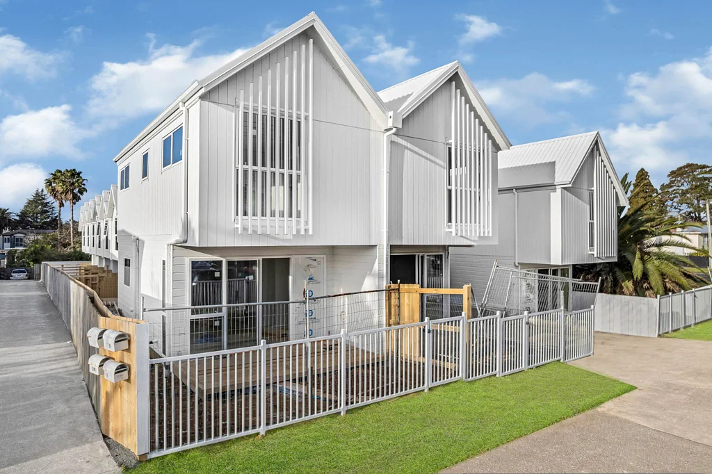 Mangere East 2 Bedroom Brand-New. Freehold. Beautifully Designed.