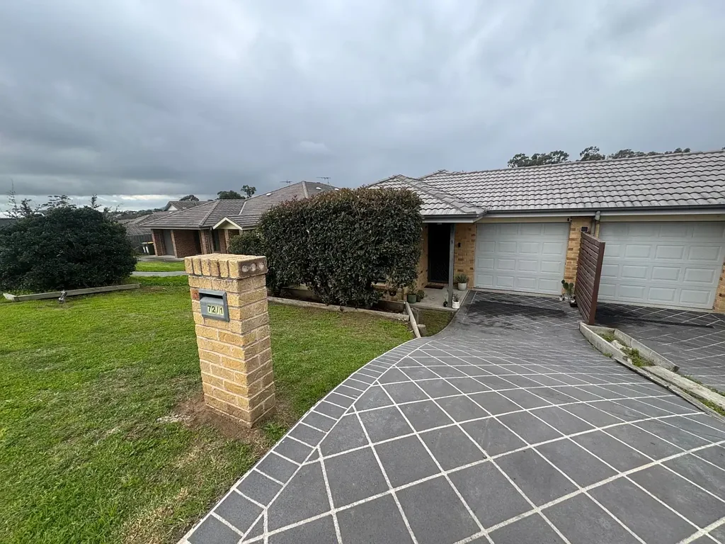 Spacious 3 Bed, 2 Bath Duplex in Prime Location