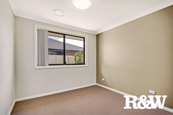 UNIT 2 33 O'BRIEN ST, MOUNT DRUITT NSW 2770, 0房, 0浴, House