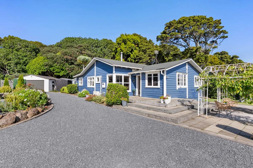 Waiuku 3ห้องนอน IDYLLIC COUNTRYSIDE RETREAT NESTLED IN NATIVE BUSH