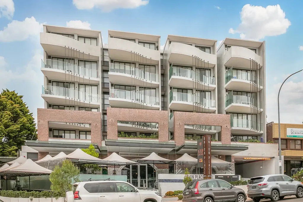 Contemporary Apartment Living in the Heart of Jannali
