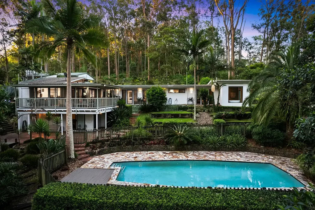 Pullenvale 5 Bedroom Exquisite lifestyle acreage in blissful surrounds with tennis court