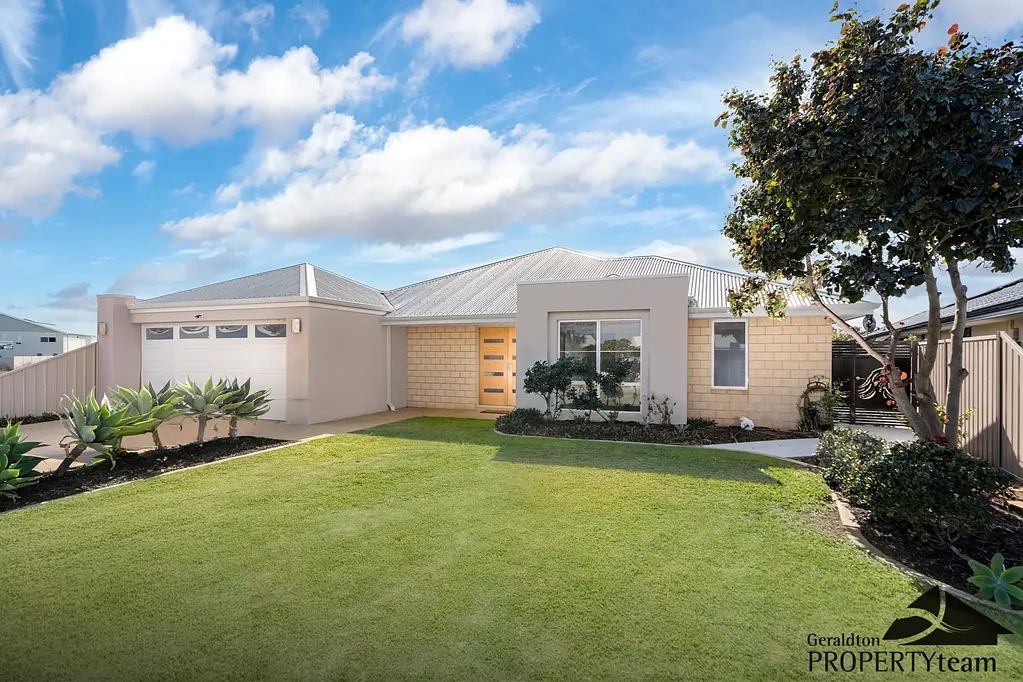 6 Coastside Crescent, Glenfield, WA 6532