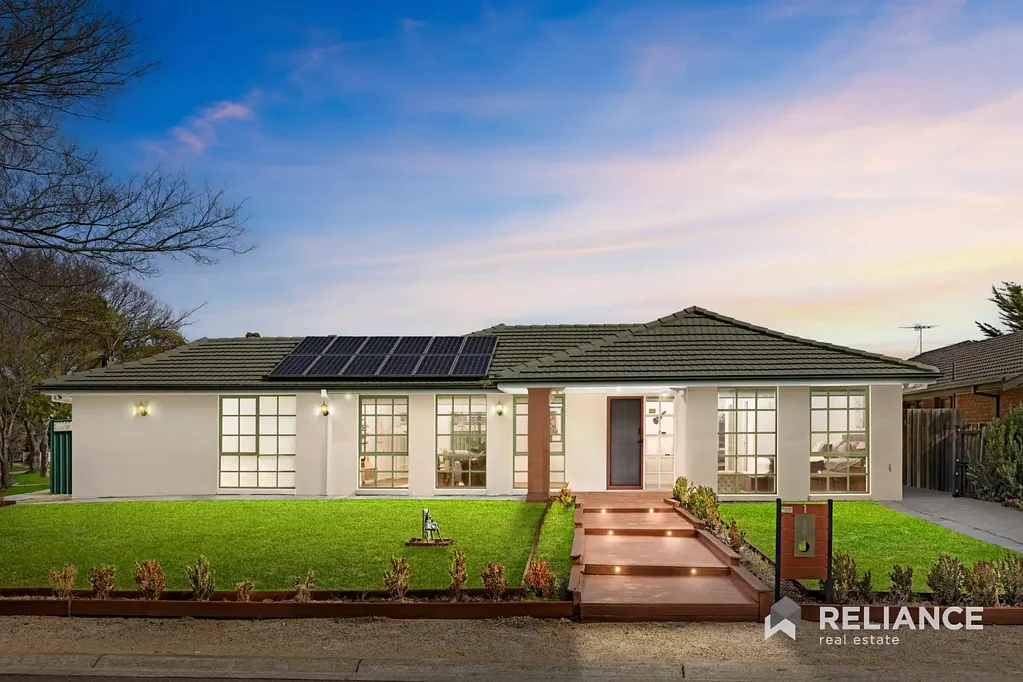 Hoppers Crossing 4ਬੈੱਡਰੂਮ 🏡 Fully Renovated Family Gem in the Heart of Hoppers Crossing! 🌟