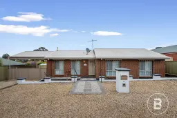 11 Daniel Drive, Golden Square