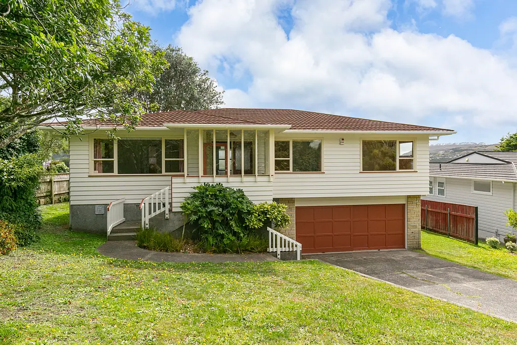 44 Sunrise Boulevard, Tawa, Wellington