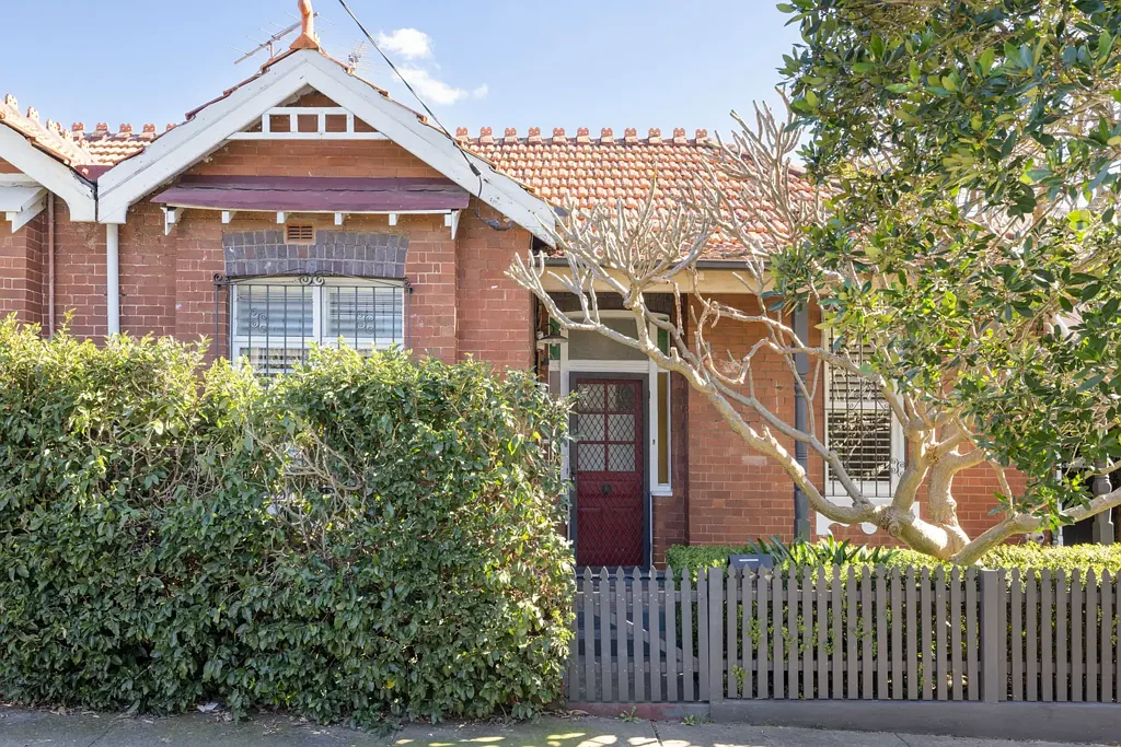 Leichhardt 3Kwarto Bright double-fronted home in a prized Leichhardt street