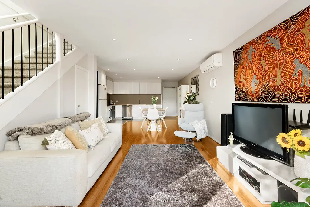 Mordialloc 2ห้องนอน Double-Level, Single Smart Investment.