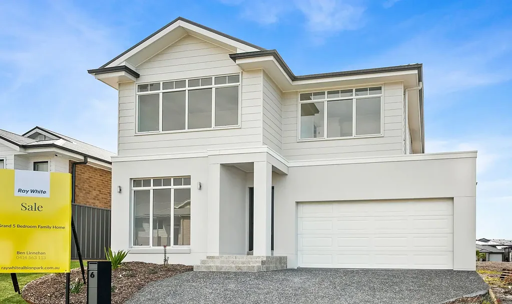 Calderwood 5 Bedroom Sophisticated Hampton-Style Home with Expansive Living Areas
