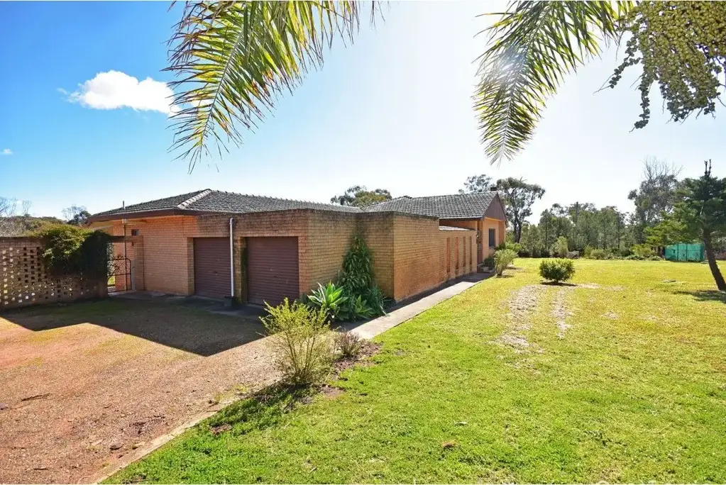 Dubbo 4 Bedroom AUCTION CANCELLED!!