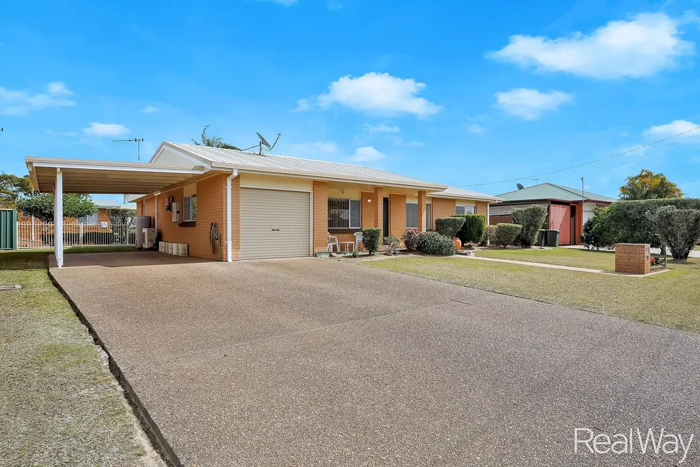 18 Mellor Street, Avenell Heights, QLD 4670