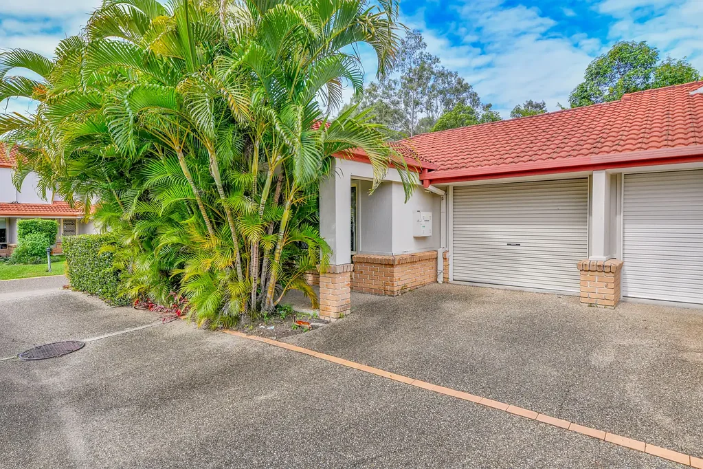 8/241 Horizon Drive, Westlake, QLD 4074
